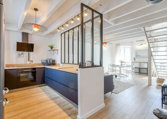 Splendid 2-Bedroom Apartment Close To The Opera